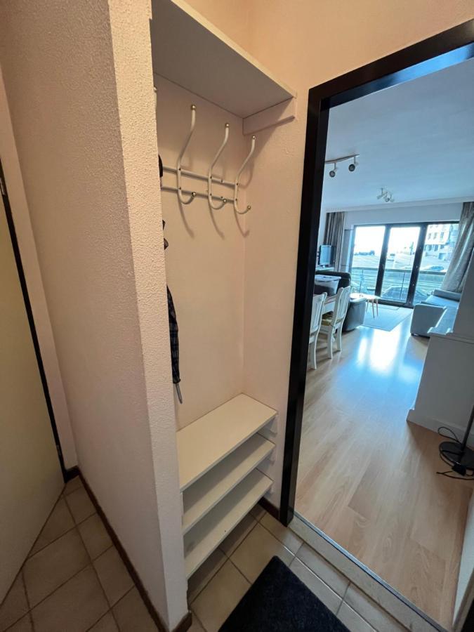 Frontaal Zeezicht In Appartement De Strandjutter Oostende Exterior foto